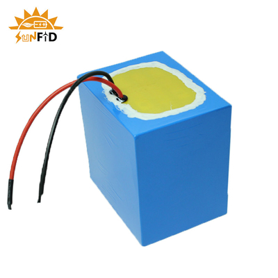 Iluminazione pubblica solare del pacchetto 12.8V 6ah 32700 ricaricabili della batteria al litio del fosfato