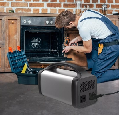 Tutti in un'energia solare portatile all'aperto di CA 220V 100V 800W 500W 756W della centrale elettrica per accamparsi